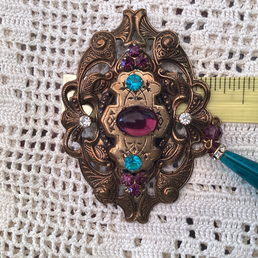 Vintage Gold and Purple Brooch - Picture 8 of 8